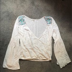 Women’s billabong shirt